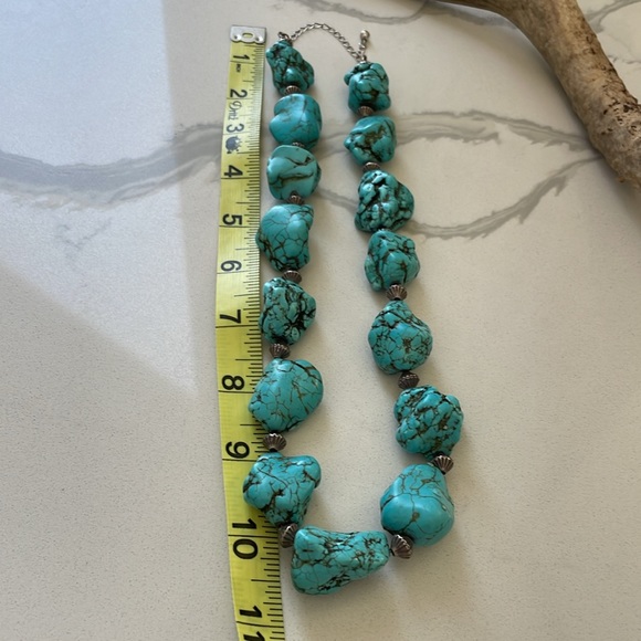 Vintage “Faux Turquoise” Natural Stone Chunky Necklace With Silver Beads - Picture 9 of 12